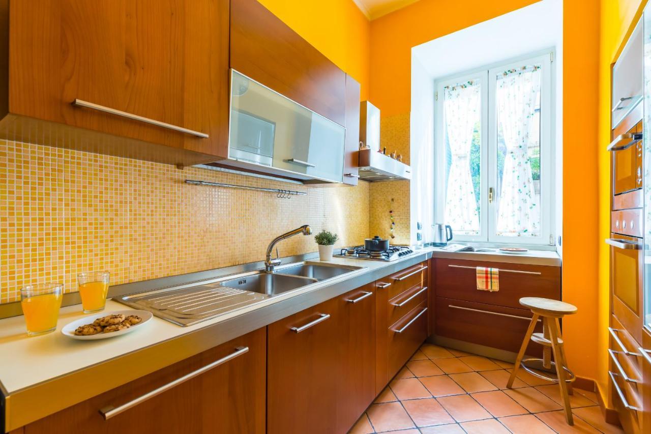 Appartamento A Montesanto By Wonderful Italy Neapel Exterior foto