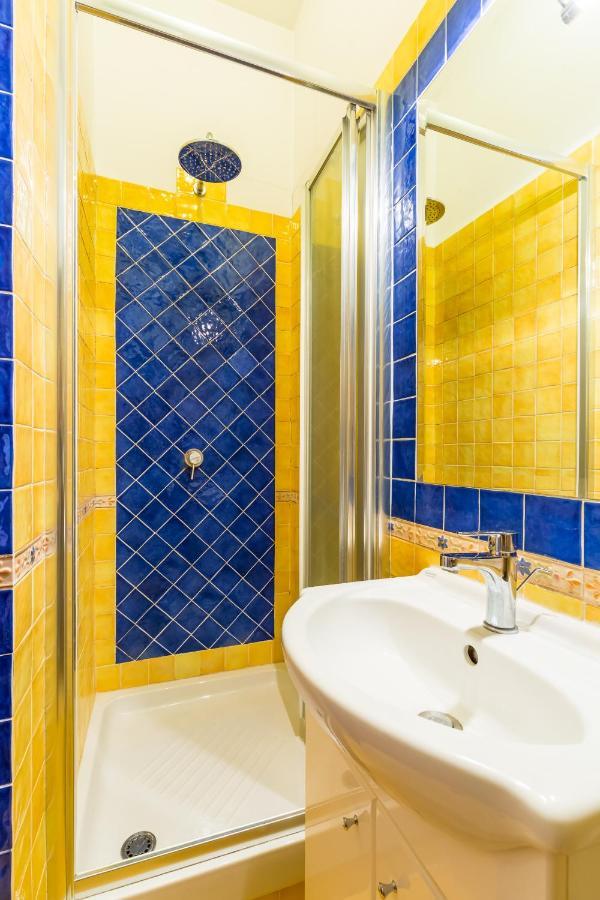 Appartamento A Montesanto By Wonderful Italy Neapel Exterior foto